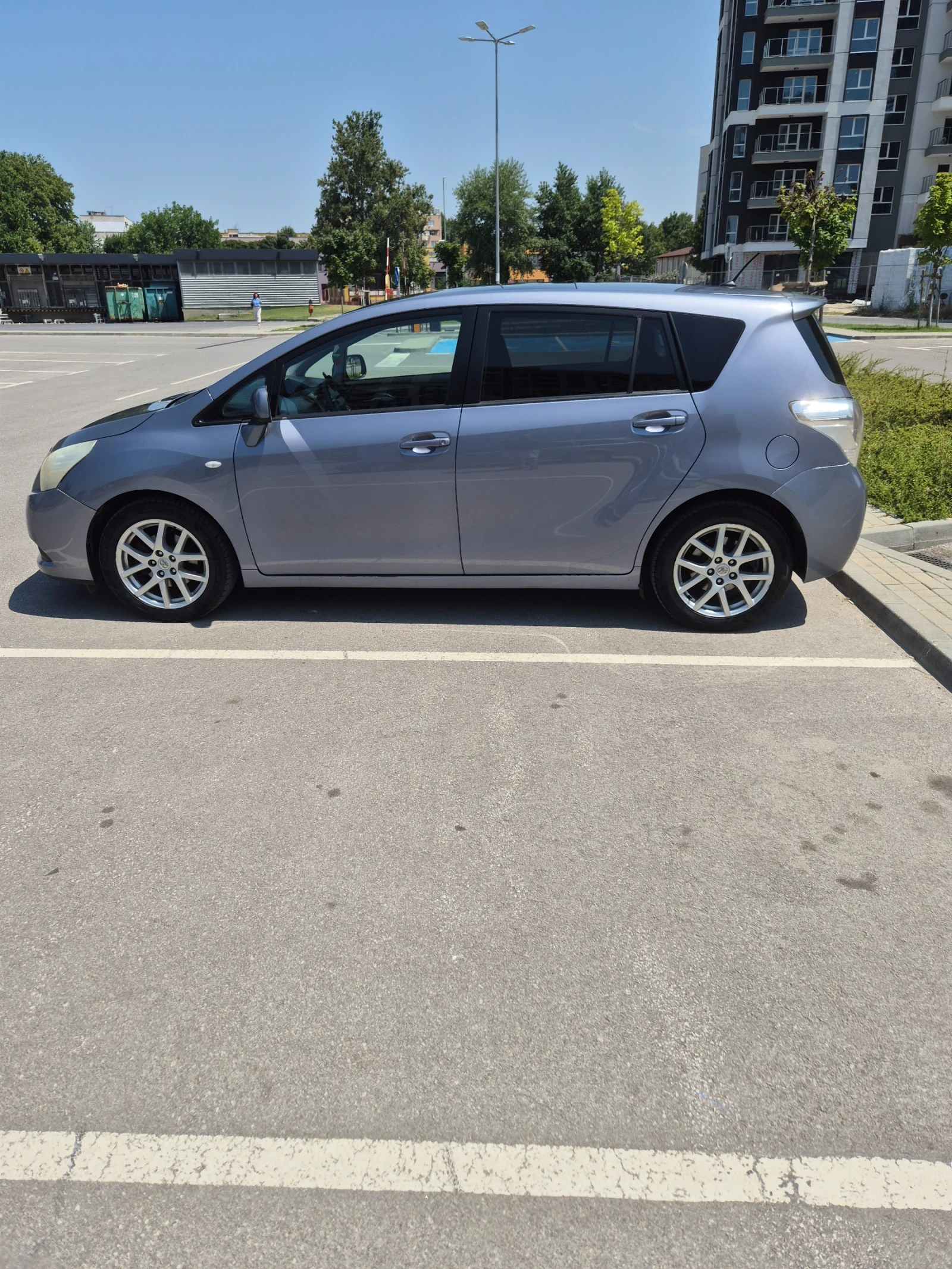 Toyota Verso, снимка 4 - Автомобили и джипове - 55340846