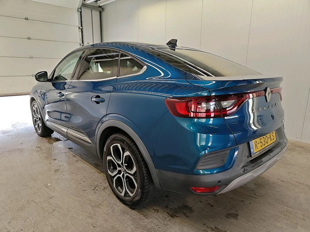 Renault Arkana Intens, снимка 4 - Автомобили и джипове - 55359539