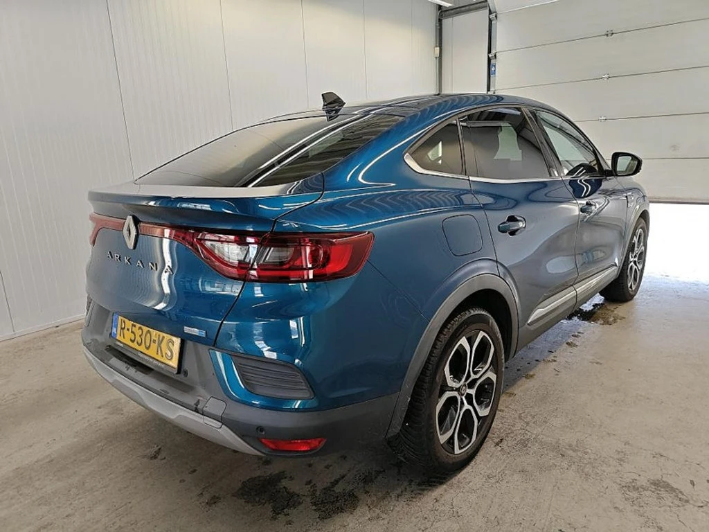 Renault Arkana Intens, снимка 3 - Автомобили и джипове - 55359539