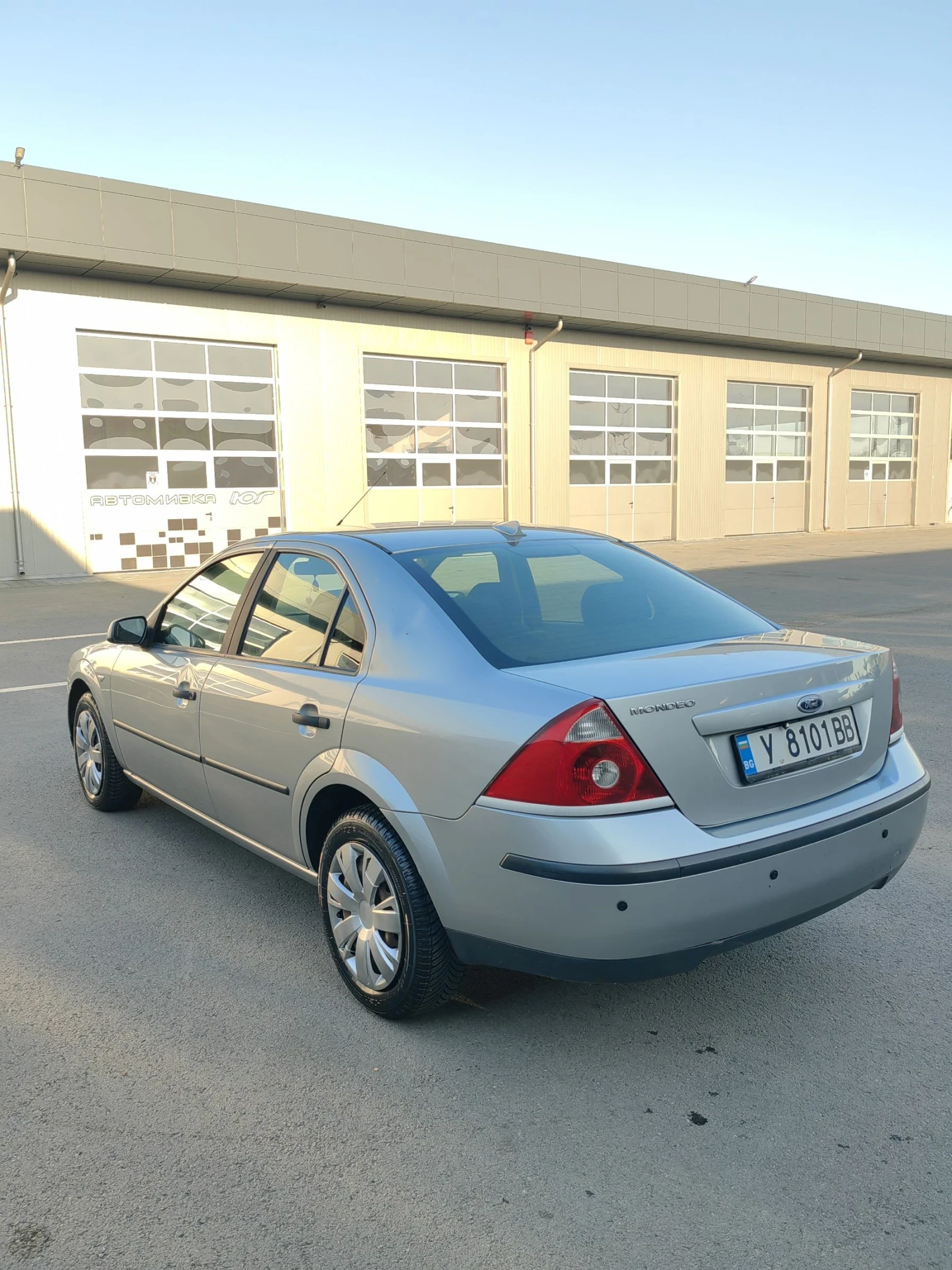 Ford Mondeo 1.8, снимка 4 - Автомобили и джипове - 55536552