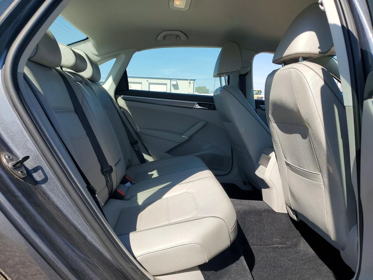 VW Passat 1.8l Volkswagen R-Line | Mobile.bg � ����������� 10