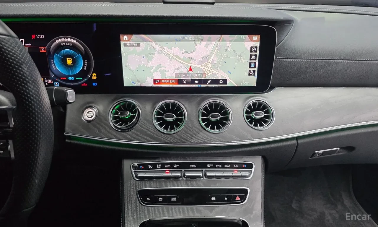 Mercedes-Benz E 450 4MATIC, снимка 10 - Автомобили и джипове - 56213117
