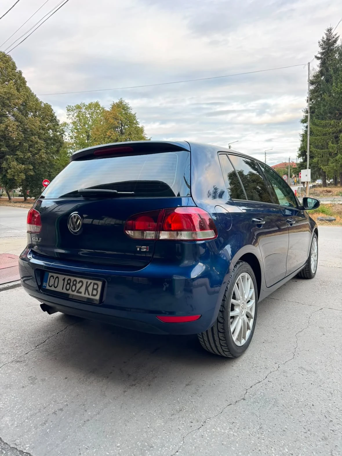VW Golf 1.4 TSI, снимка 4 - Автомобили и джипове - 56219633