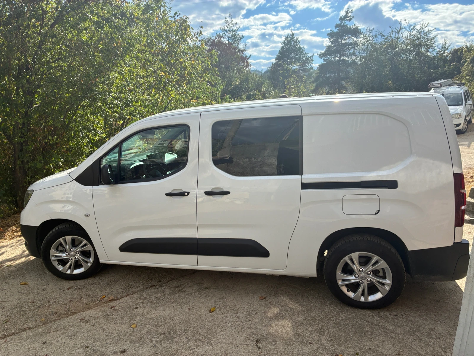 Opel Combo Дълга база, снимка 2 - Автомобили и джипове - 56404069