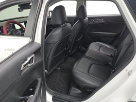 Kia Sportage 2.0 2Wd Prestige - САМО 30% АВАНС, снимка 11