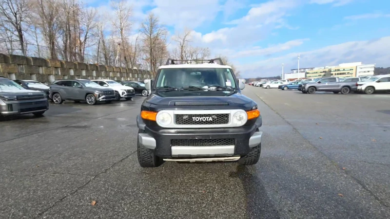 Toyota Fj cruiser 2008 Toyota FJ Cruiser wRear Doors, снимка 1 - Автомобили и джипове - 48254872