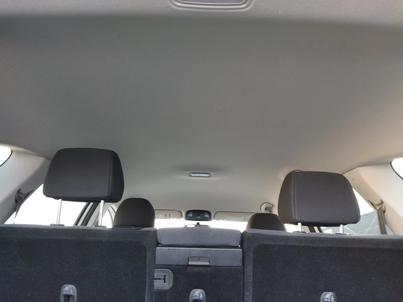 Kia Sorento 2.4 AWD, снимка 7 - Автомобили и джипове - 52545169