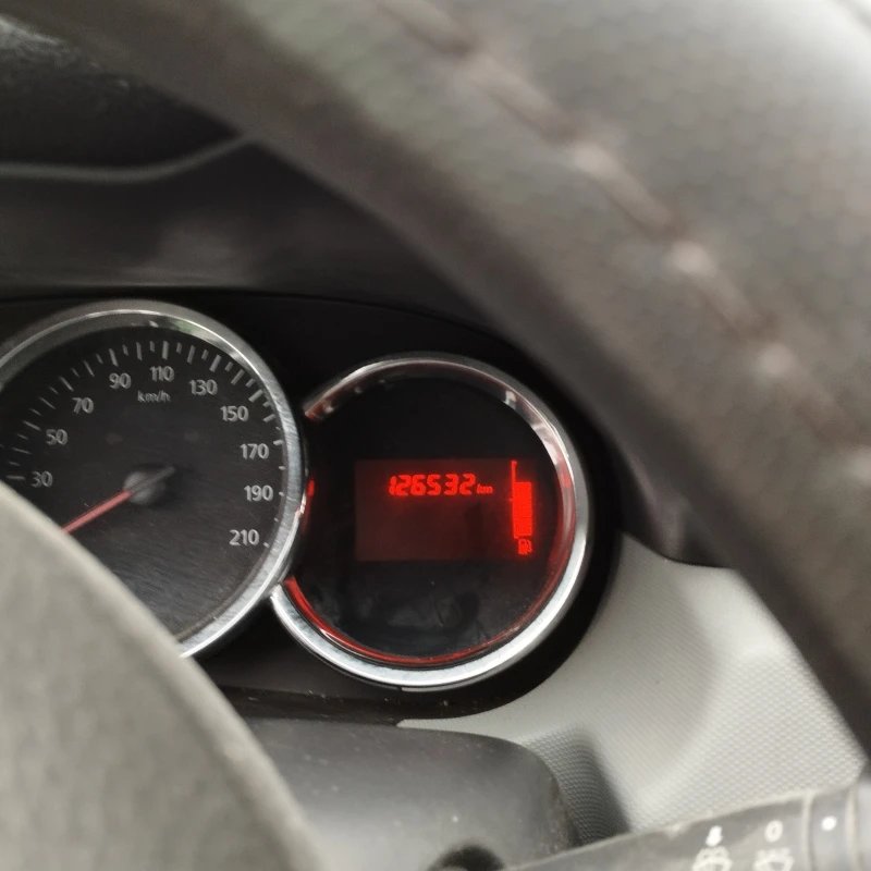 Dacia Duster 1, 2Тсе, снимка 7 - Автомобили и джипове - 52727120