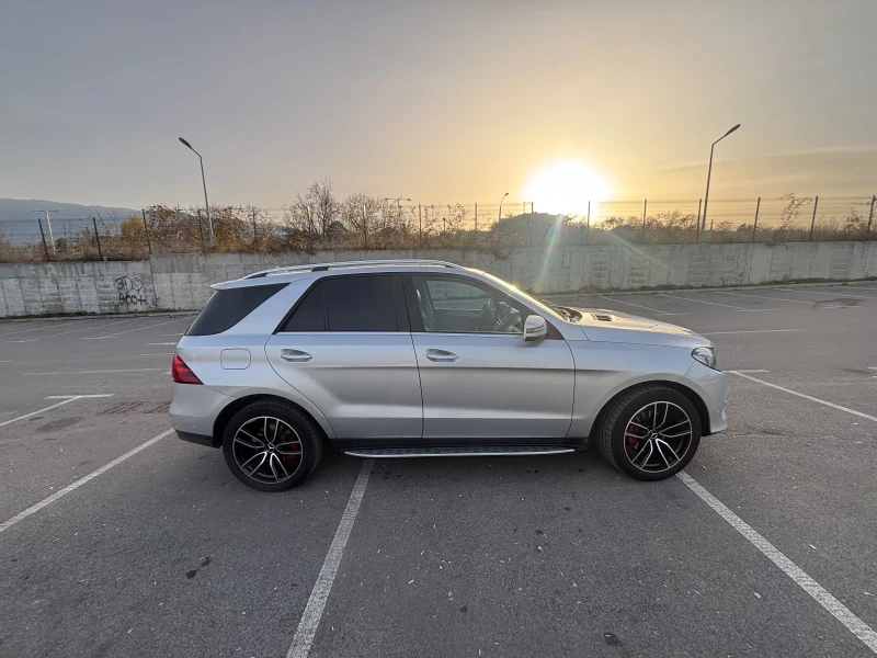Mercedes-Benz GLE 250d 4Matic, снимка 3 - Автомобили и джипове - 52772214