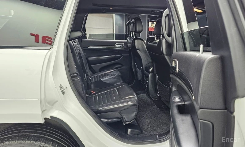 Jeep Grand cherokee, снимка 12 - Автомобили и джипове - 53124005