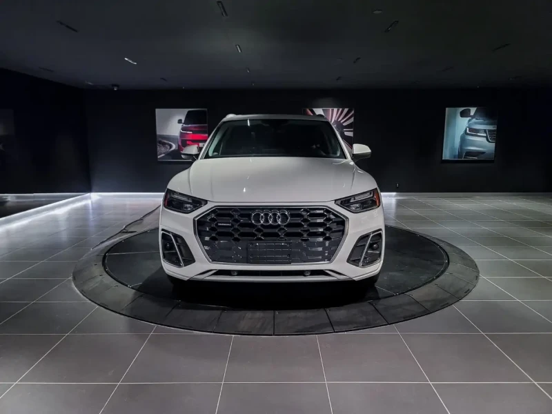 Audi Q5 Progressiv* Quattro, снимка 2 - Автомобили и джипове - 53426417