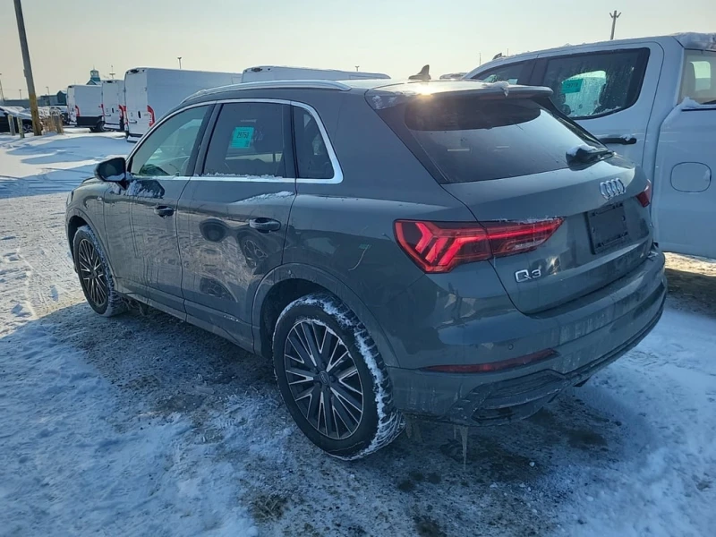 Audi Q3 * PROGRESSIV * S LINE * PANO* HEATED SEATS, снимка 4 - Автомобили и джипове - 53448228