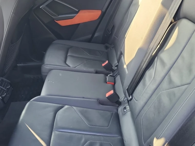 Audi Q3 * PROGRESSIV * S LINE * PANO* HEATED SEATS, снимка 9 - Автомобили и джипове - 53448228