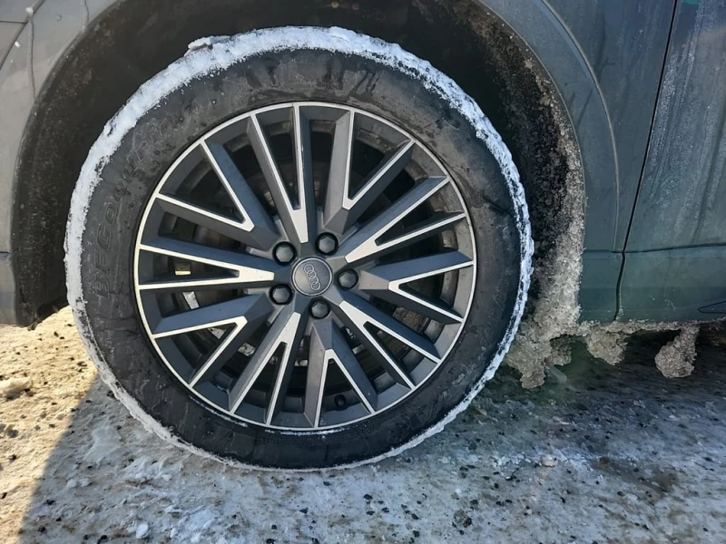 Audi Q3 * PROGRESSIV * S LINE * PANO* HEATED SEATS, снимка 16 - Автомобили и джипове - 53448228