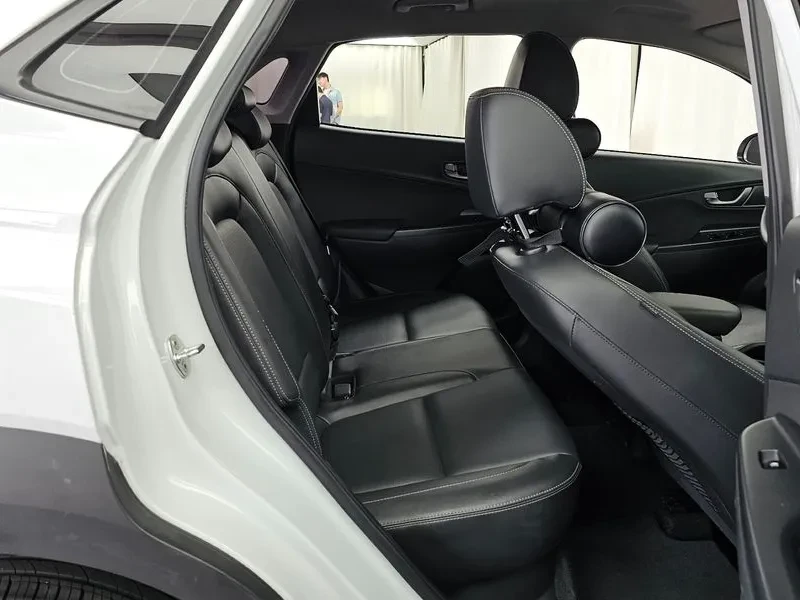 Hyundai Kona 1.6, снимка 12 - Автомобили и джипове - 54627031
