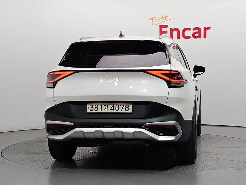 Kia Sportage 2.0 2Wd Prestige - САМО 30% АВАНС, снимка 4 - Автомобили и джипове - 55787547