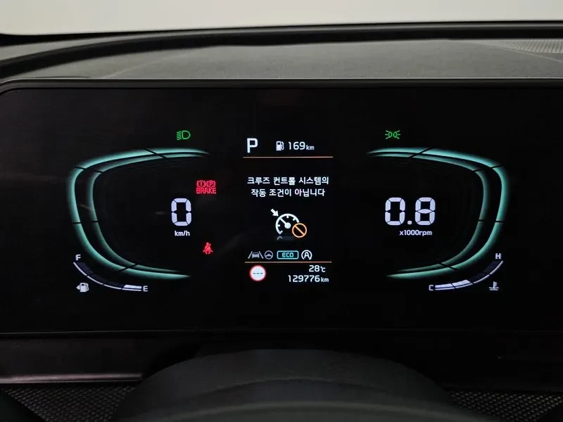 Kia Sportage 2.0 2Wd Prestige - САМО 30% АВАНС, снимка 8 - Автомобили и джипове - 55787547