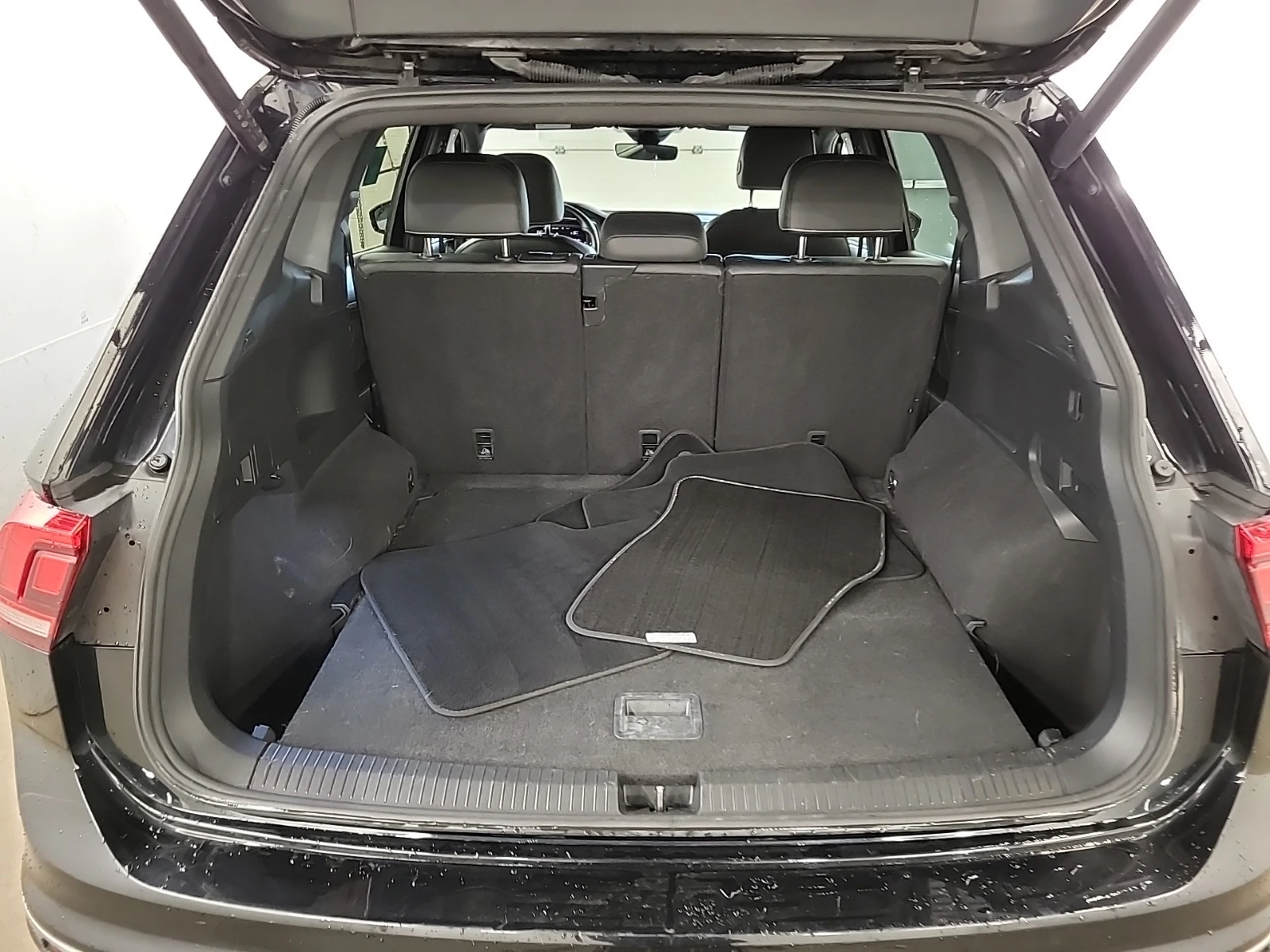 VW Tiguan * R-LINE* CARFAX * БЕЗ ПЪРВОНАЧАЛНА ВНОСКА - изображение 10