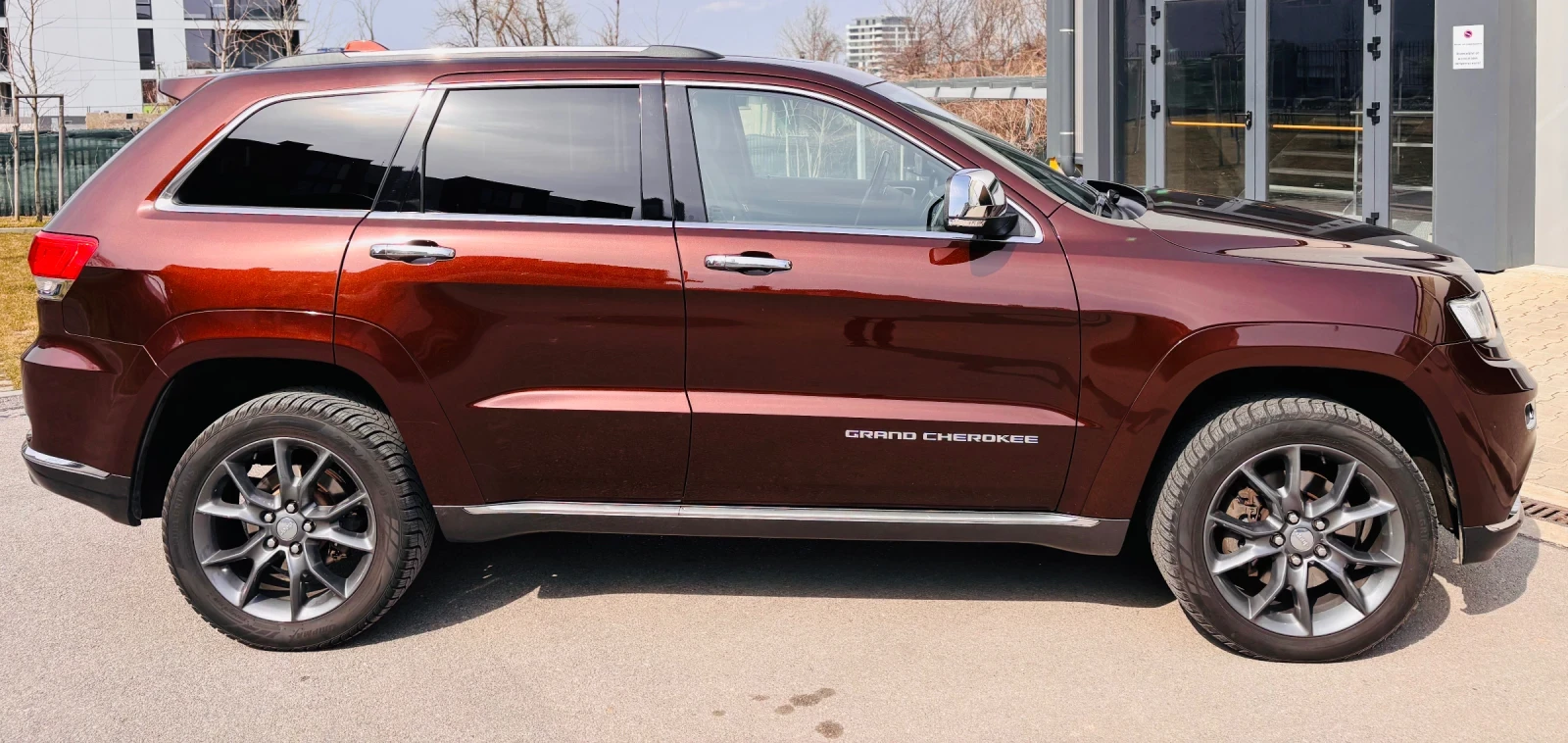 Jeep Grand cherokee Summit 3.0 CRD, снимка 5 - Автомобили и джипове - 53808016