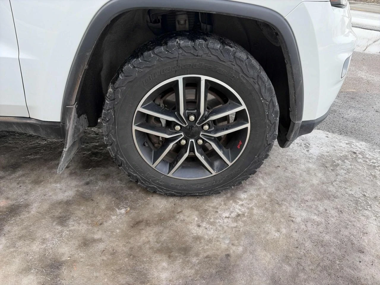 Jeep Grand cherokee Trailhawk* CarPlay* Alcantara* Подгрев, снимка 6 - Автомобили и джипове - 53751929