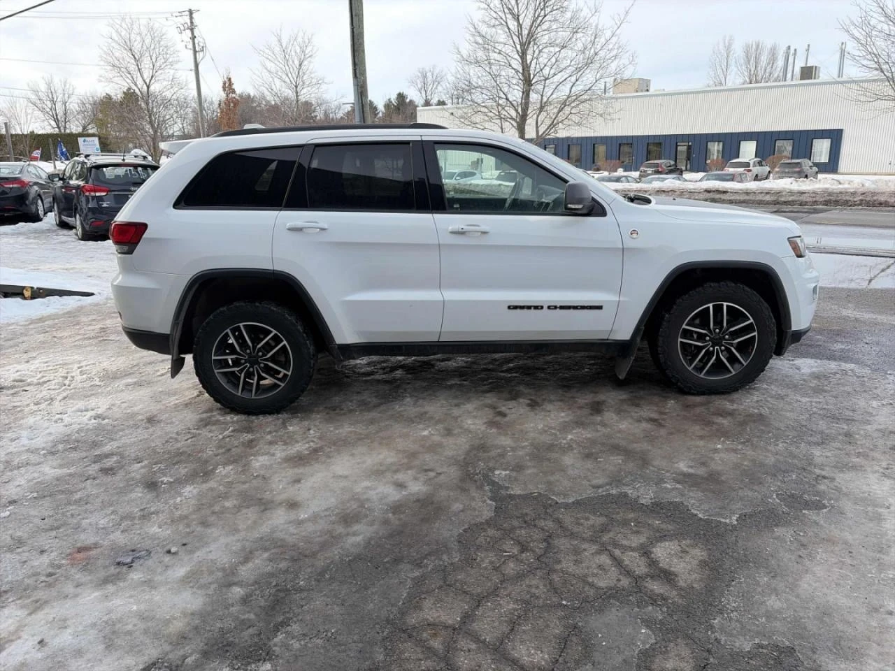 Jeep Grand cherokee Trailhawk* CarPlay* Alcantara* Подгрев, снимка 5 - Автомобили и джипове - 53751929