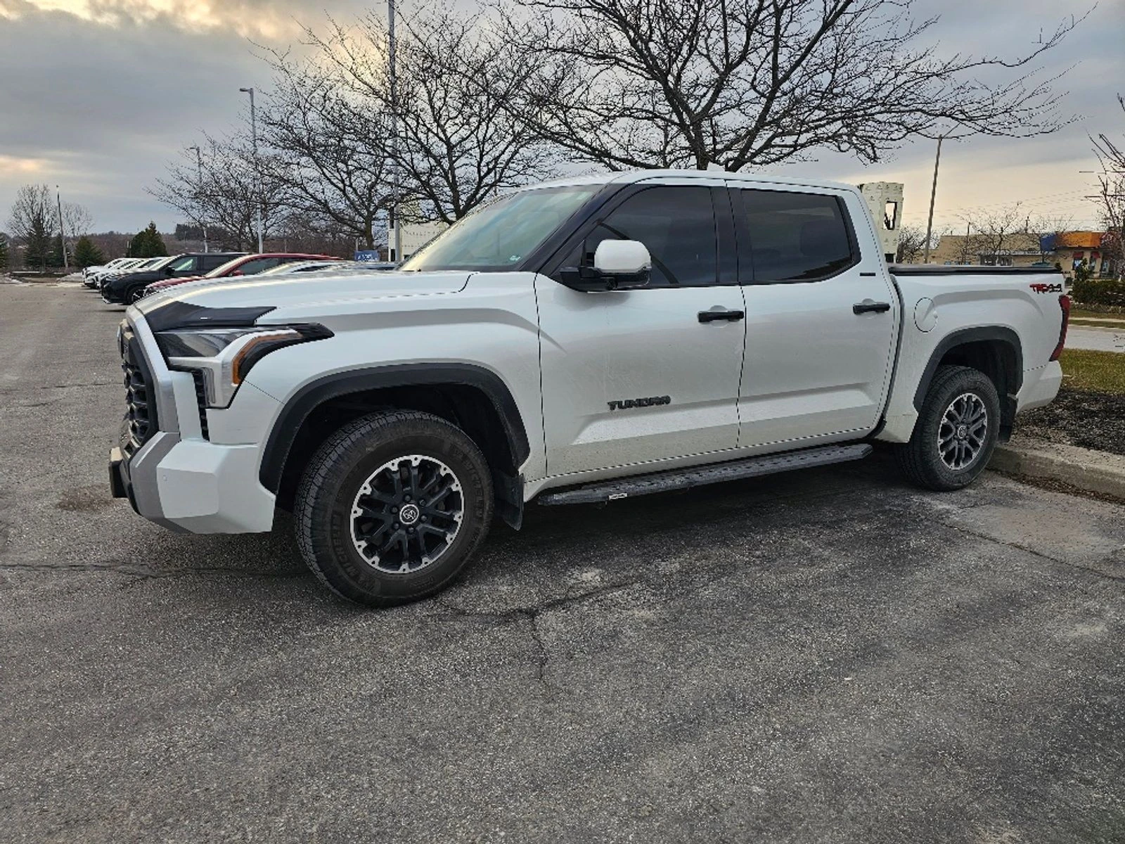 Toyota Tundra Limited С РЕГИСТРАЦИЯ & АВТО КРЕДИТ, снимка 2 - Автомобили и джипове - 53813537