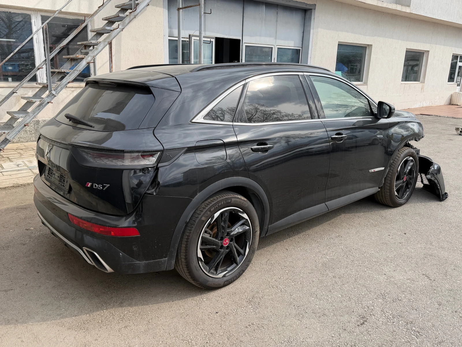 Citroen DS 7 Crossback 1.5hdi-131кс, снимка 3 - Автомобили и джипове - 53929398