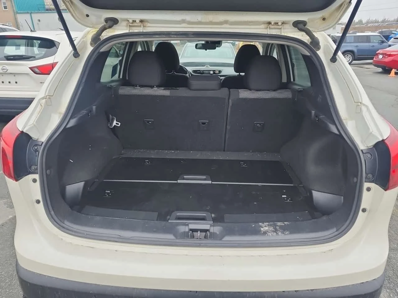 Nissan Qashqai PANORAMA| 2 �����| CARFAX | Mobile.bg � ����������� 13