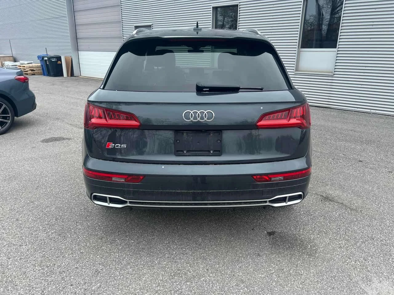Audi SQ5 Technik /360/DISTRONIC/LED/B&O, снимка 4 - Автомобили и джипове - 54556395