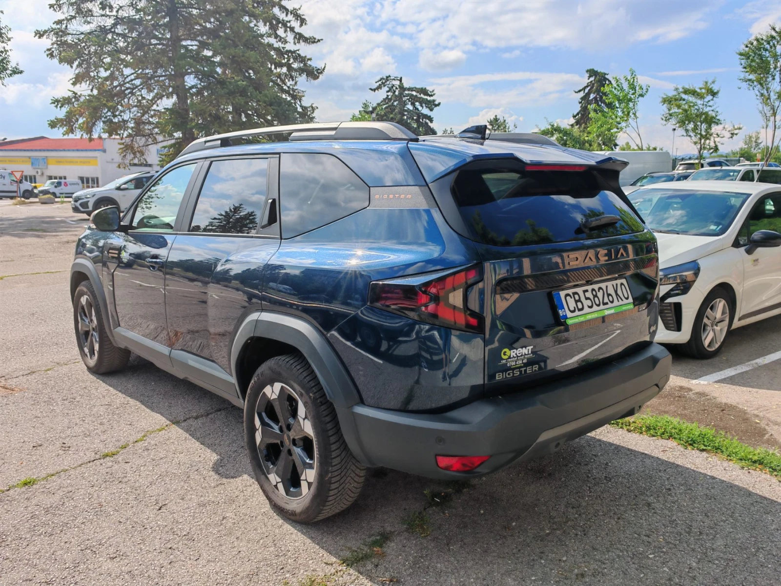Dacia Bigster 1900Eвро за получаване, 1.2TCe 4x4 Extreme, снимка 7 - Автомобили и джипове - 55215762