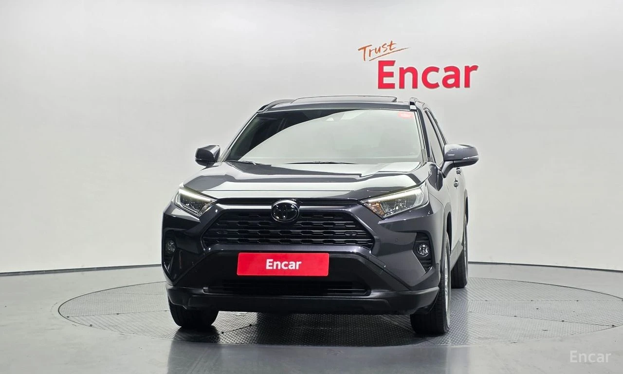 Toyota Rav4 ПОДГРЕВИ * ПАНО * KEYLESS * ОПЦИЯ ЗА ФИНАНСИРАНЕ, снимка 4 - Автомобили и джипове - 55276878