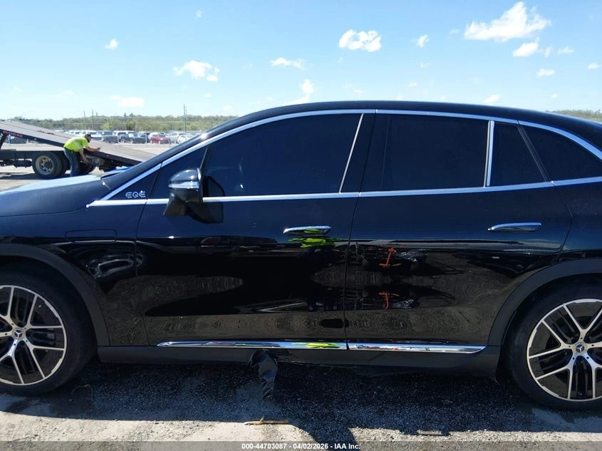 Mercedes-Benz EQE 350+ * ПОДГРЕВ* ОБДУХВАНЕ* 360* КАМЕРА* BURMESTER*, снимка 7 - Автомобили и джипове - 55438228
