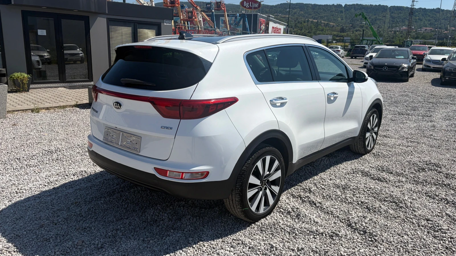 Kia Sportage 1.7CRDI-115k.c. /Панорама, Навигация, Камера/, снимка 6 - Автомобили и джипове - 55688642