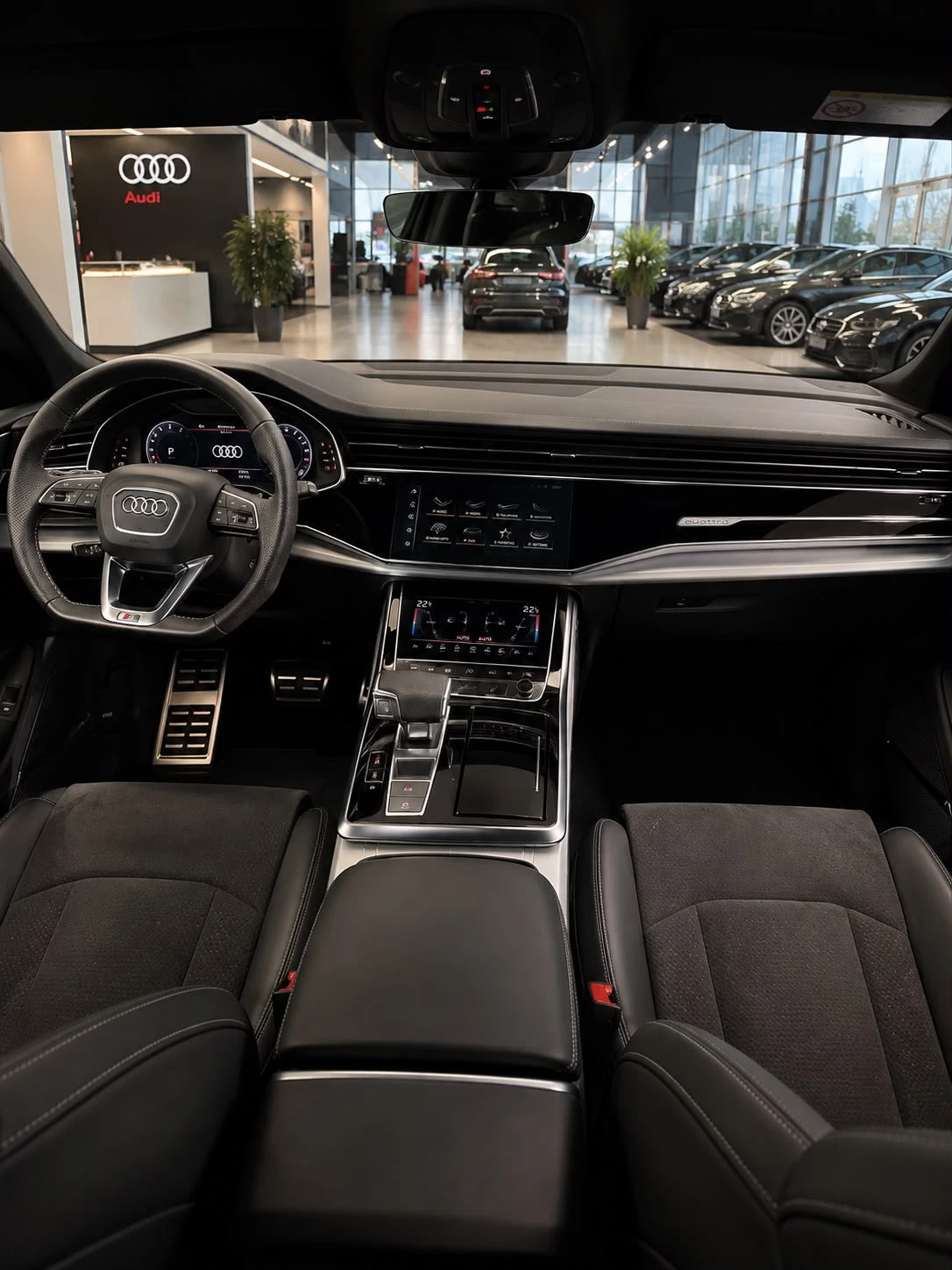 Audi SQ8 4.0 TDI* EXCLUSIVE* BANG&OLUFSEN* ОЧАКВАН ВНОС, снимка 5 - Автомобили и джипове - 56169343