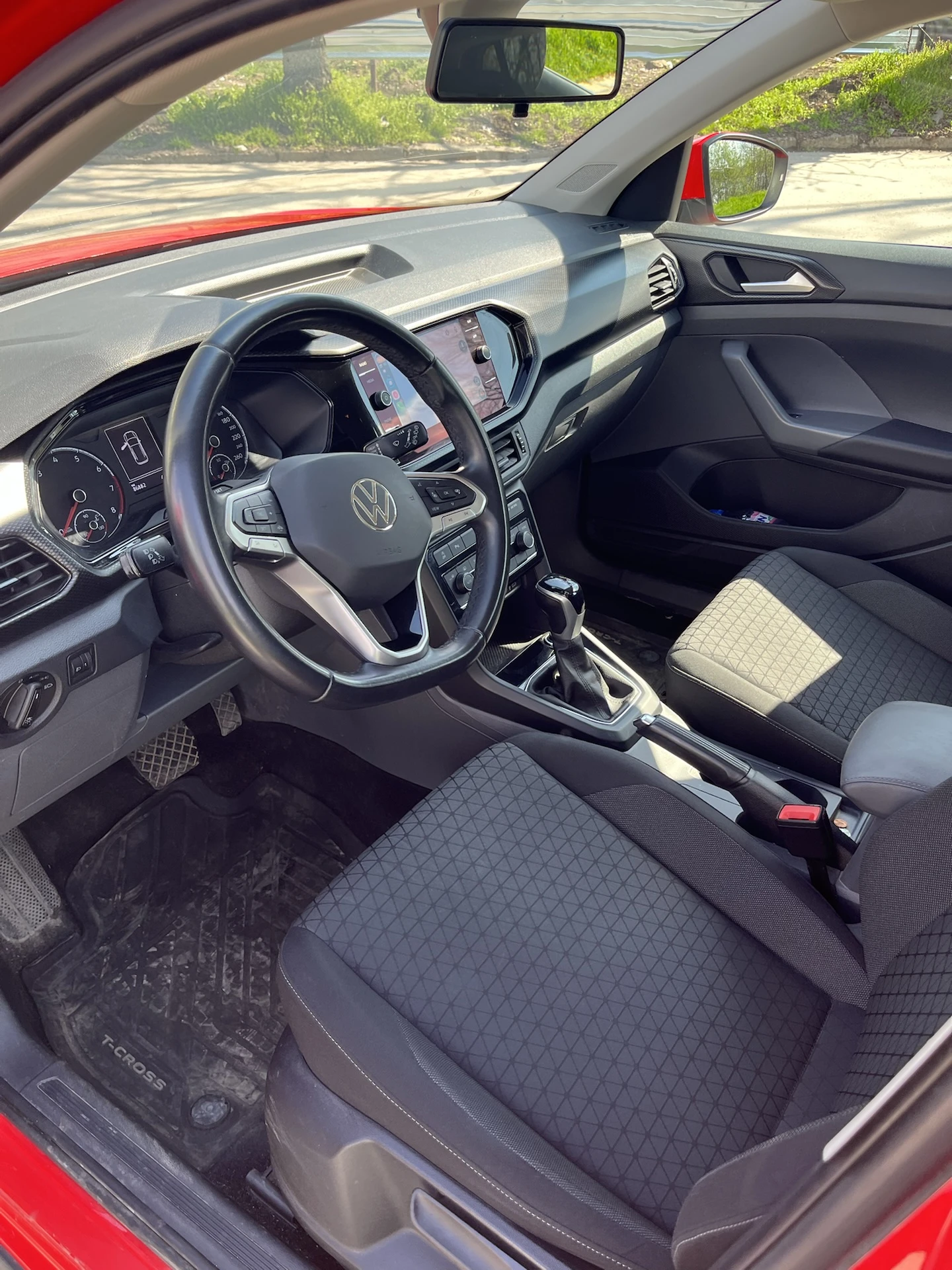 VW T-Cross 1.0 TSI DSG, снимка 7 - Автомобили и джипове - 56712252