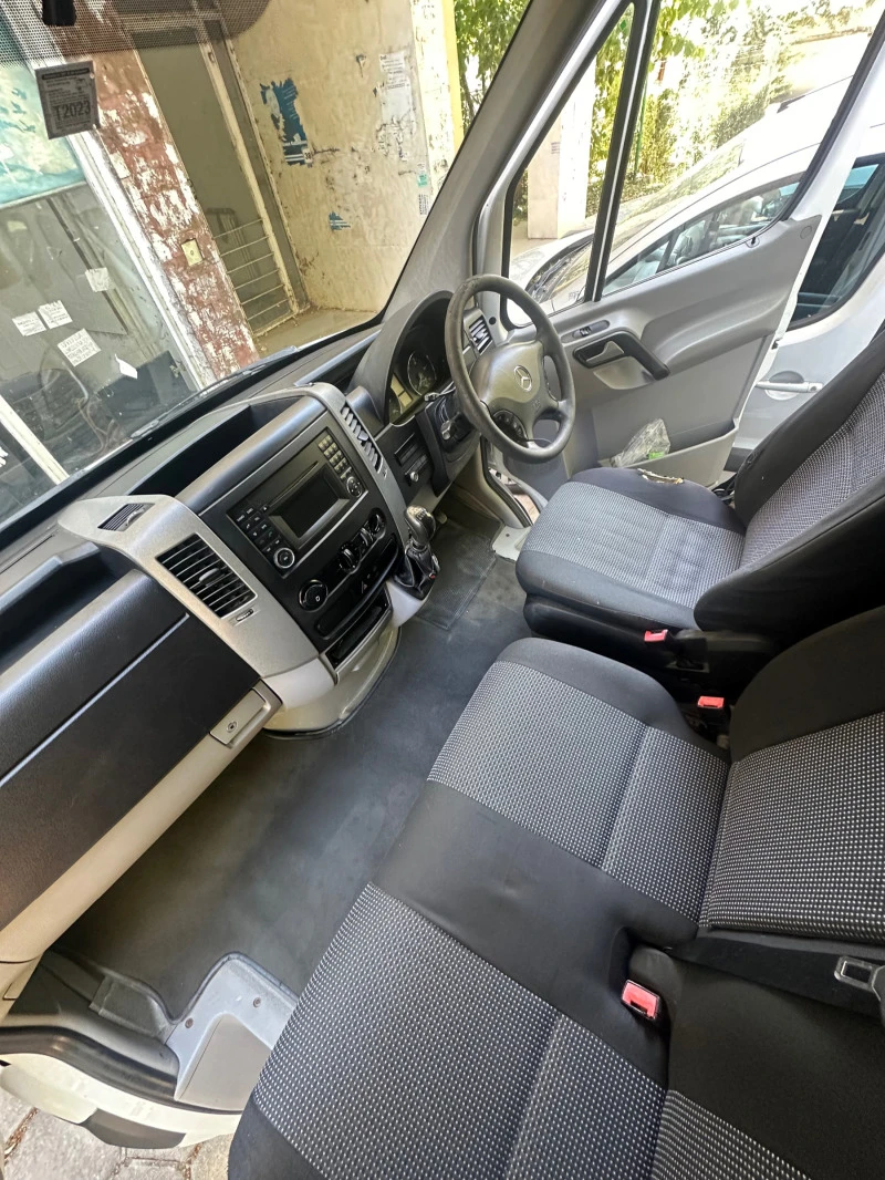 Mercedes-Benz Sprinter 313 2200, снимка 8 - Бусове и автобуси - 47313338