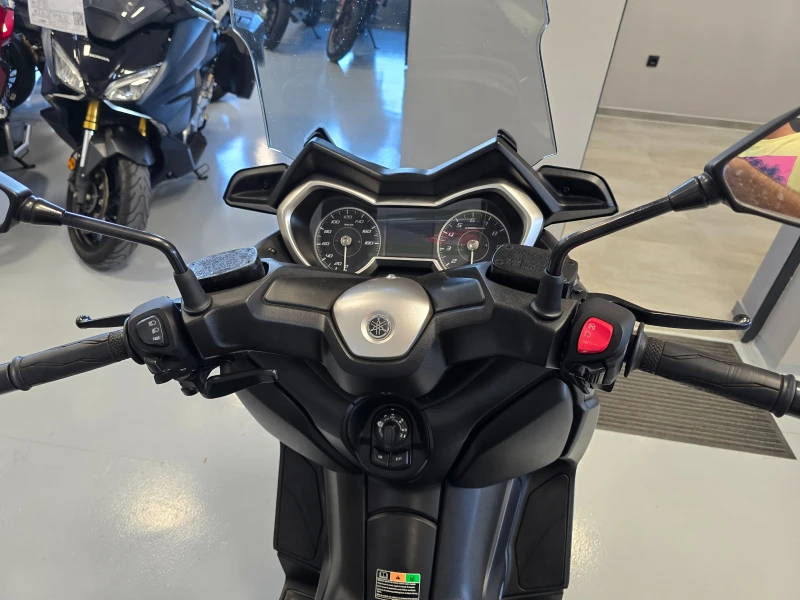 Yamaha X-max 400ie, ABS-TCS, 2018г., 18450км.!, снимка 9 - Мотоциклети и мототехника - 51818769