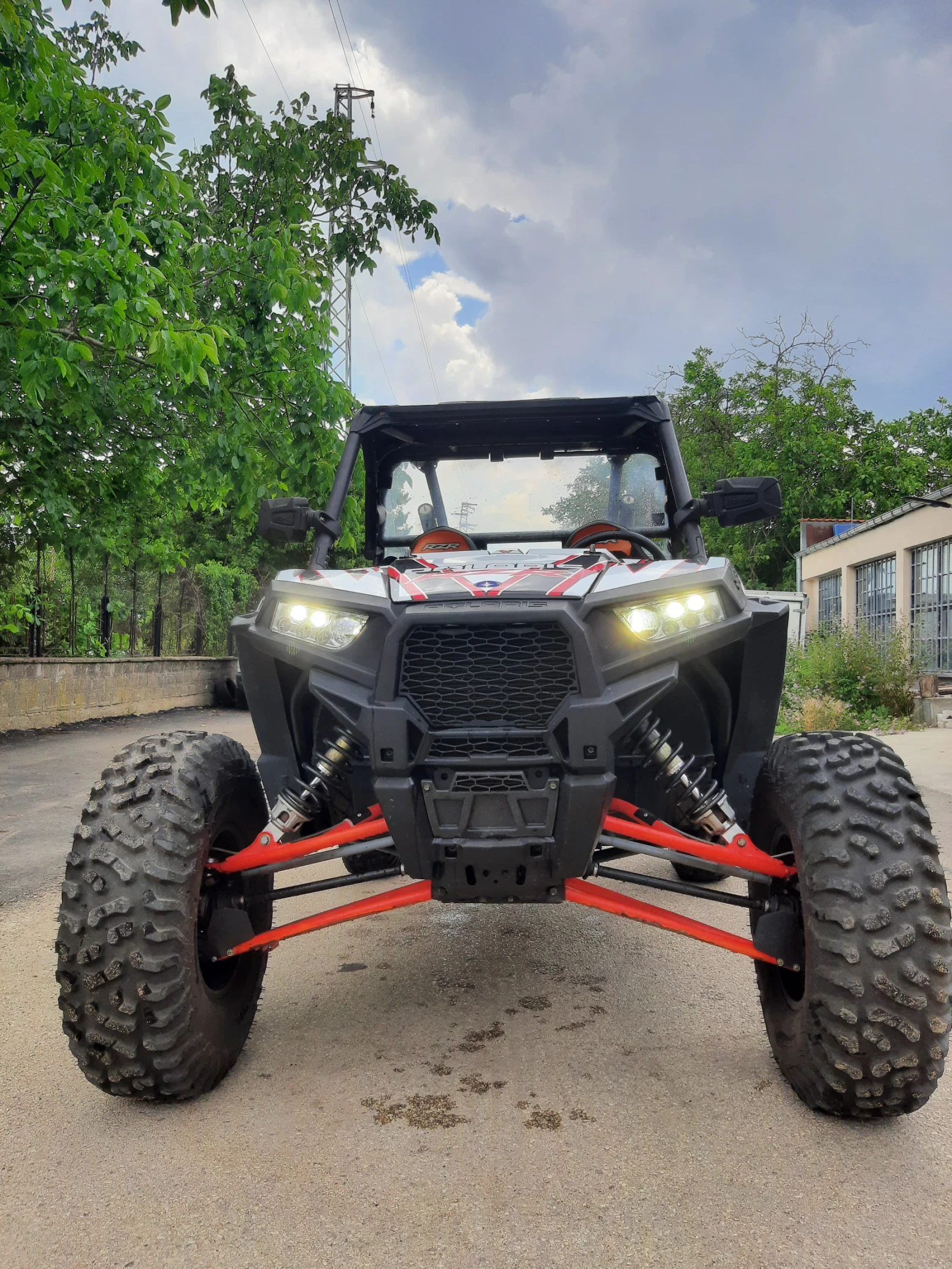 Polaris RZR 1000 XP - изображение 3