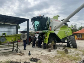 Комбайн Claas Сервиз & Резервни части, снимка 7
