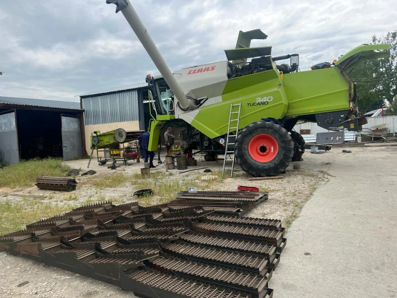 Комбайн Claas Сервиз & Резервни части, снимка 4 - Селскостопанска техника - 52453164