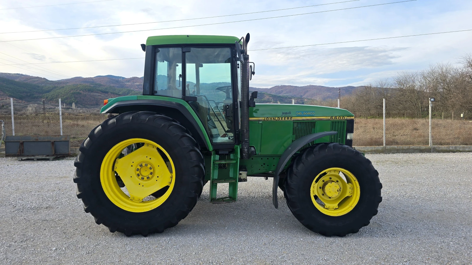 Трактор John Deere 6600-Нов внос - изображение 5