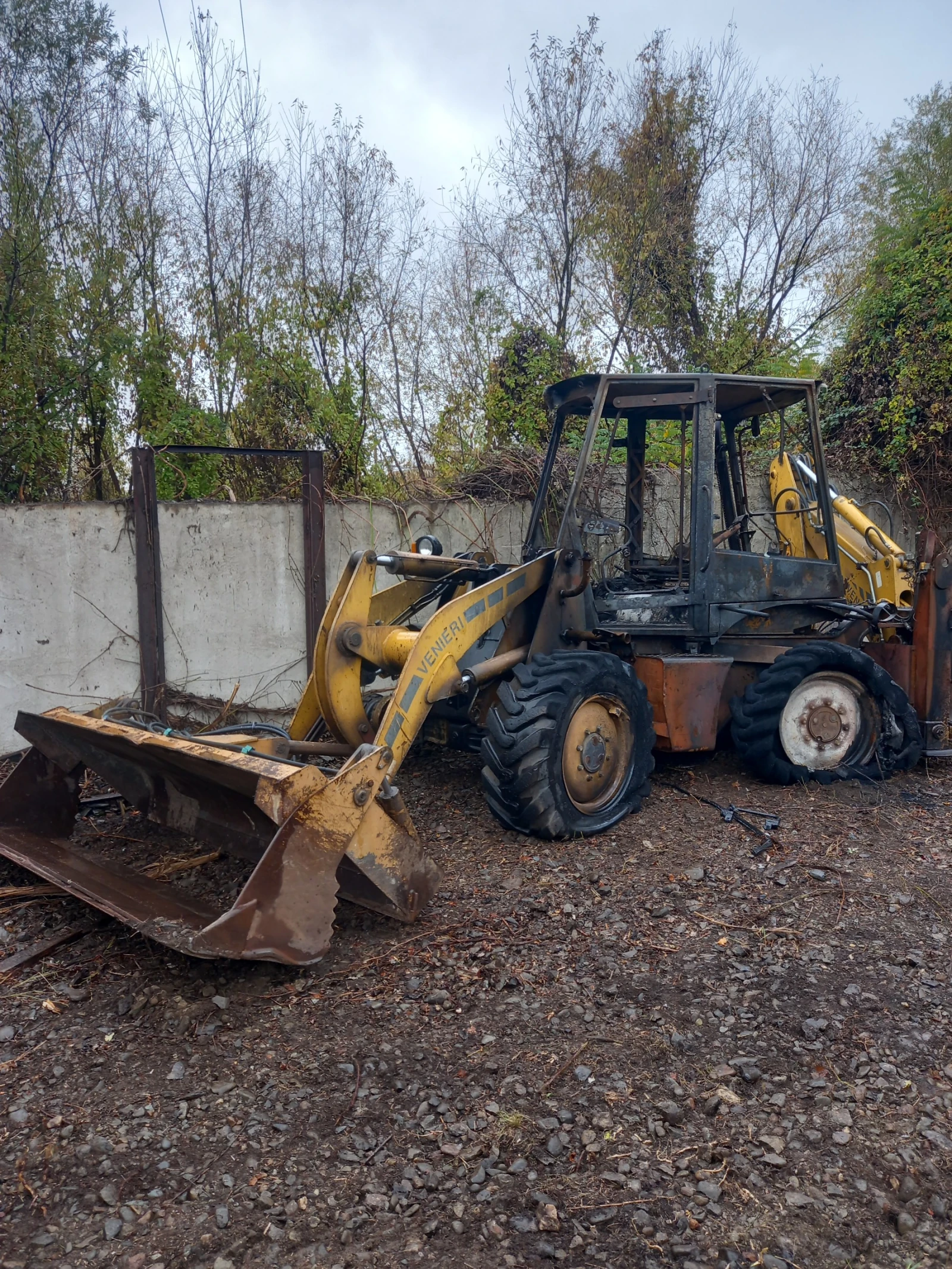  ABG Veneri | Mobile.bg   1