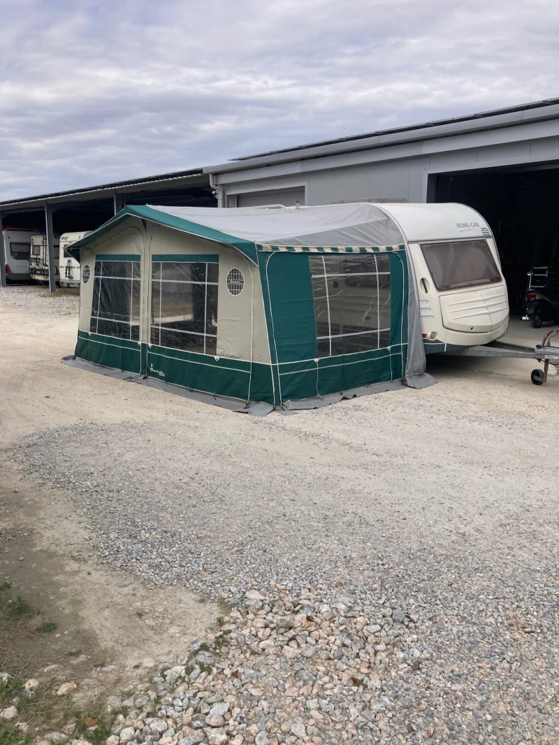 Каравана Chateau Home- Car Racer 45, снимка 3 - Каравани и кемпери - 52596038