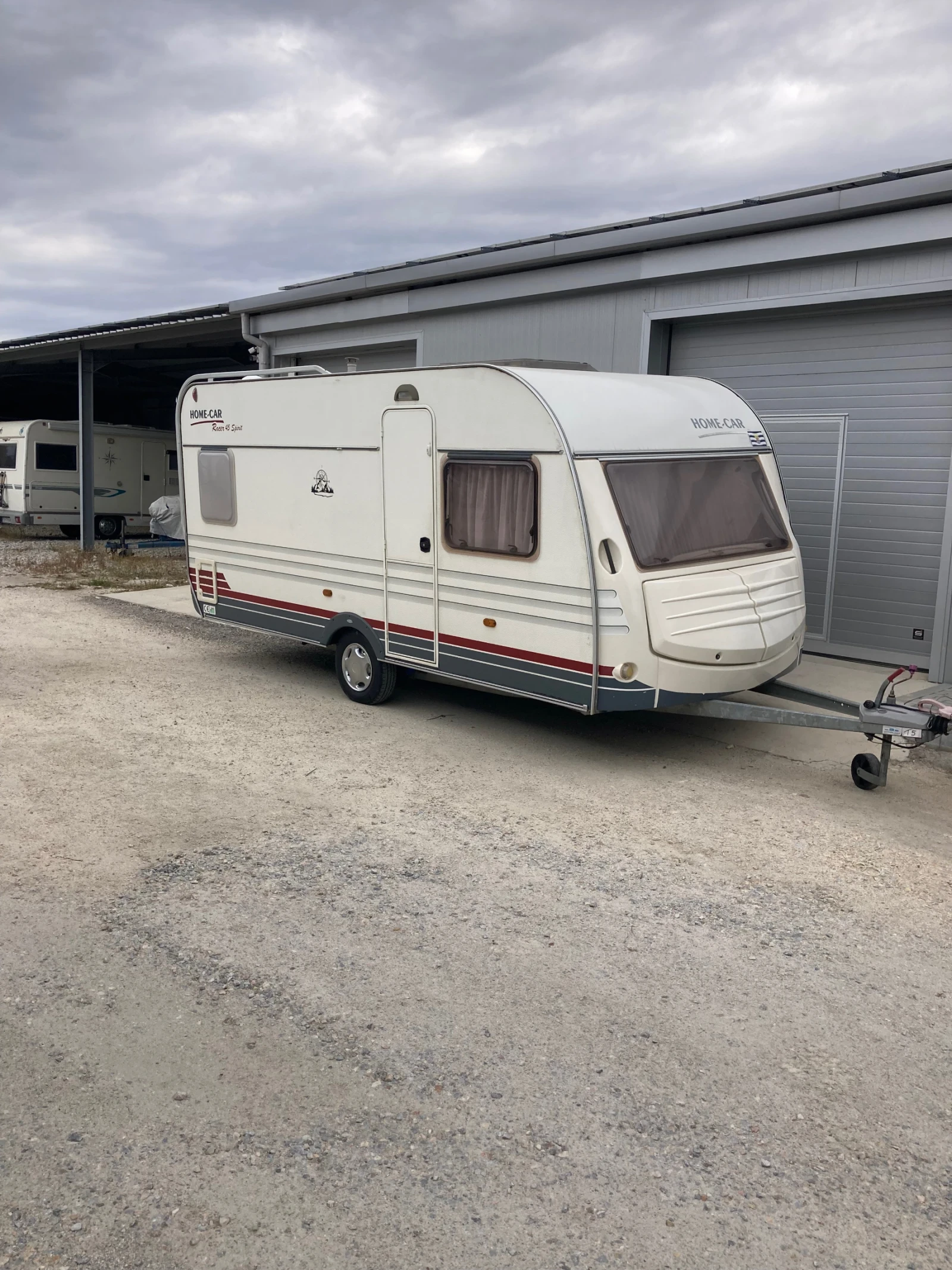 Каравана Chateau Home- Car Racer 45, снимка 1