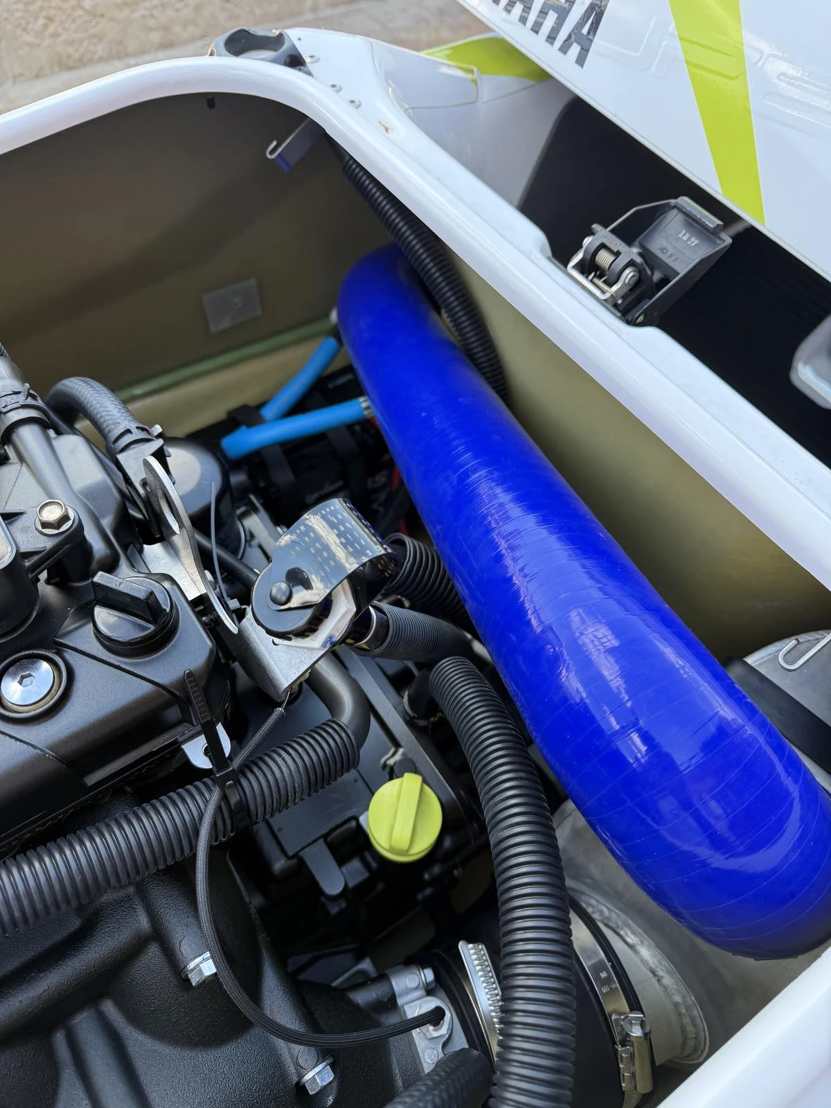 Джет Yamaha SUPERJET, снимка 10 - Воден транспорт - 54441677