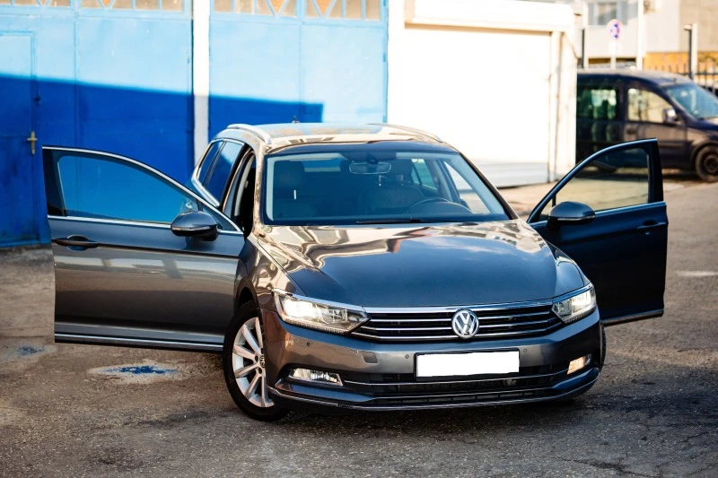 VW Passat 2.0TDI, снимка 3 - Автомобили и джипове - 47428444