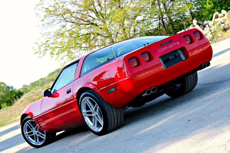 Chevrolet Corvette C4 5.7 V8 Targa Швейцария, снимка 2 - Автомобили и джипове - 45257022