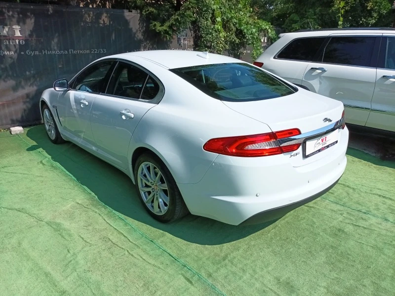 Jaguar Xf 2.2D/КОЖА, снимка 5 - Автомобили и джипове - 46667907