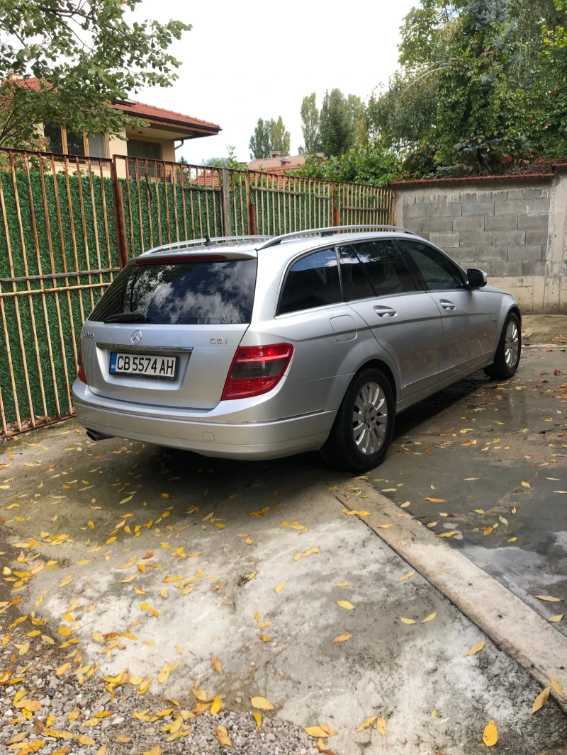 Mercedes-Benz C 220 Elegance, снимка 4 - Автомобили и джипове - 47560236