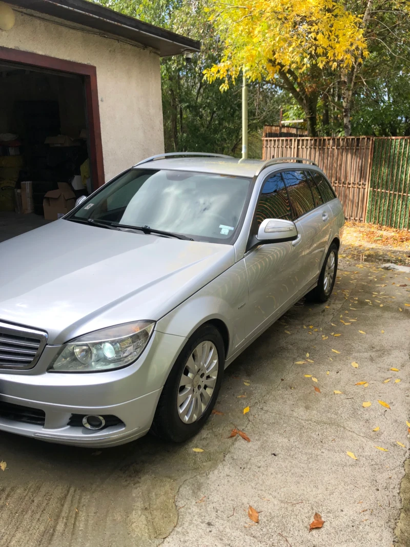 Mercedes-Benz C 220 Elegance, снимка 2 - Автомобили и джипове - 47560236